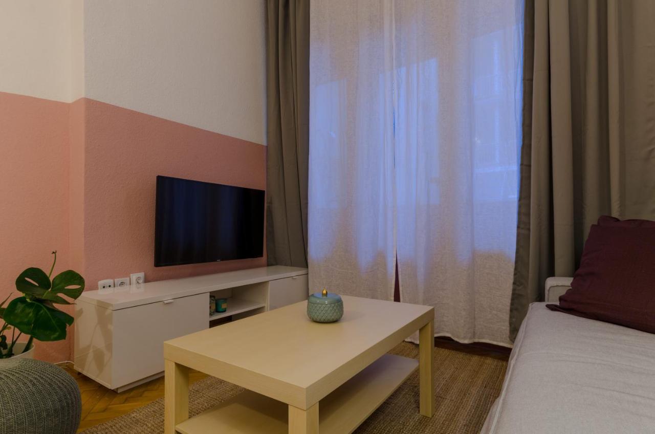 Studio Next To Kiraly Street Kd11 Apartamento Budapeste Exterior foto